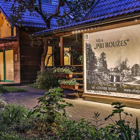 Vila Pri Rouzes 帕兰加 外观 照片